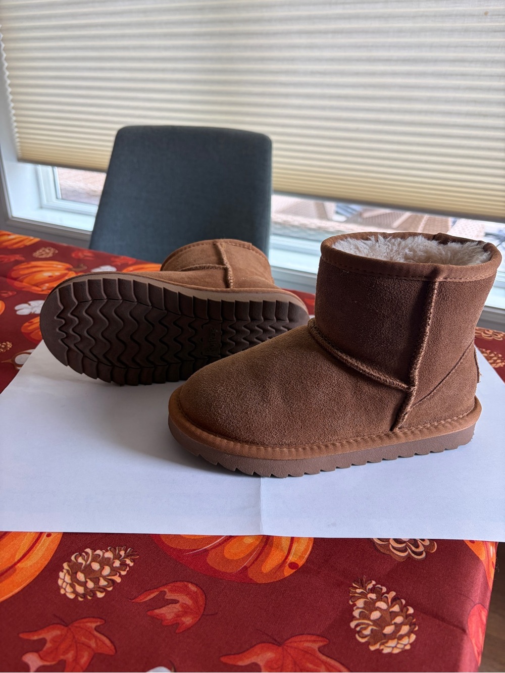 Kids Warm Brown Plush-Lined Winter Boots